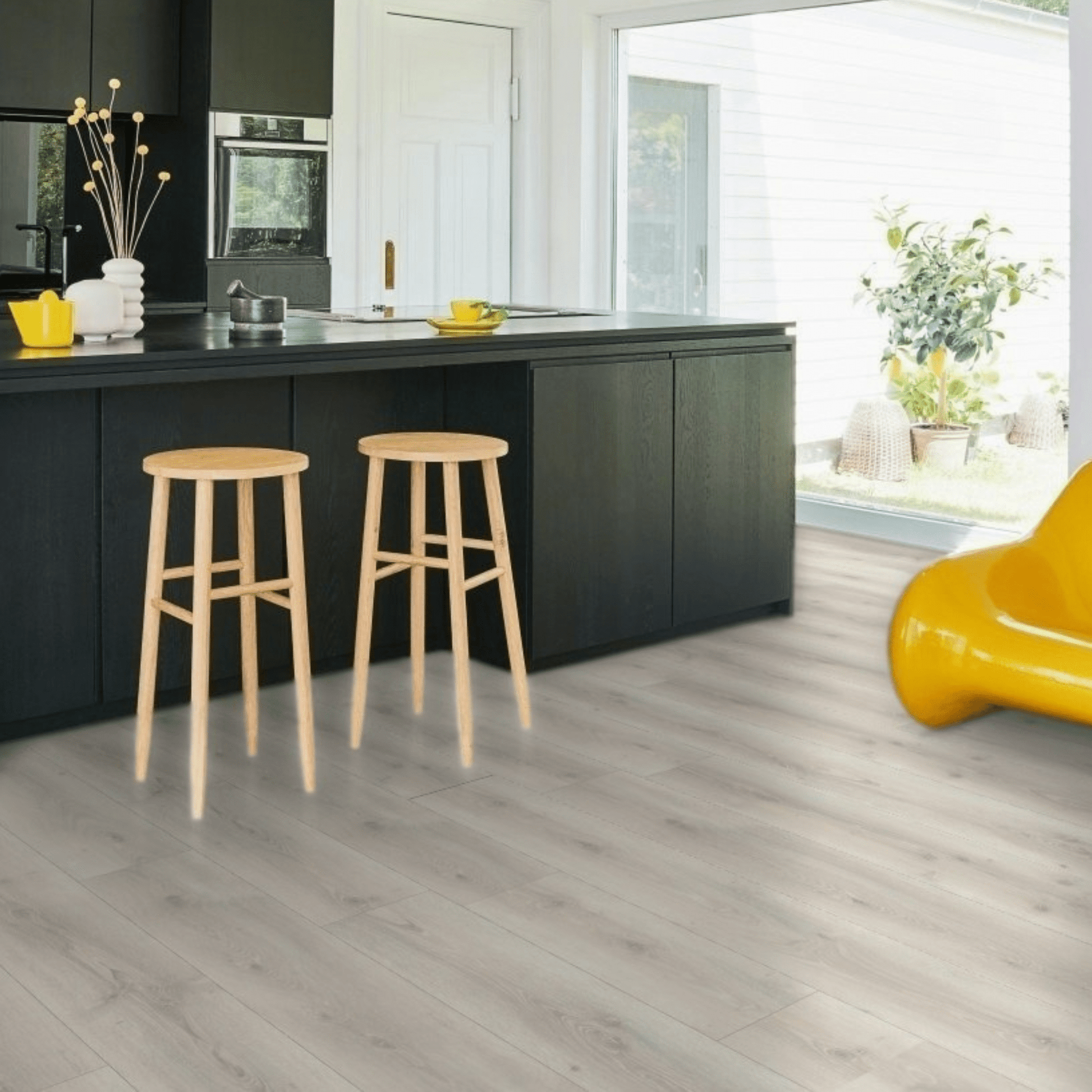 Oak Askada White Limed Laminate Flooring Plank  - Basic 600 4V 8mm AC4/Class 32 Chateau Plank XXL